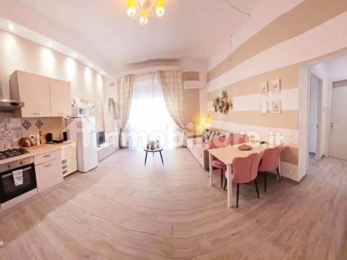 Appartamento trilocale in vendita in Pisa