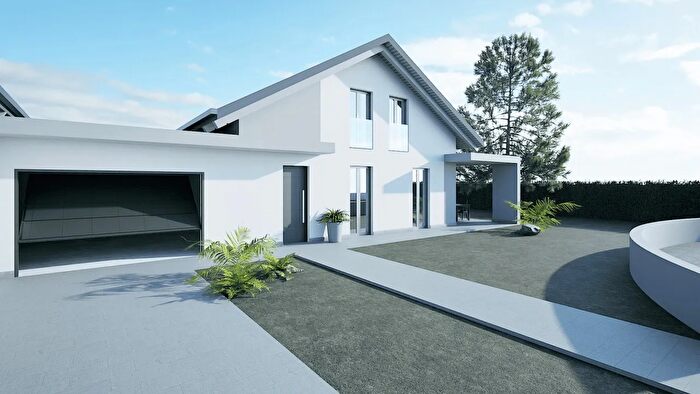 Casa quadrilocale in vendita in Via Santa Maria, Chivasso