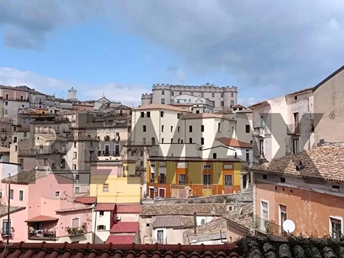 Casa trilocale in vendita in CoriglianoRossano