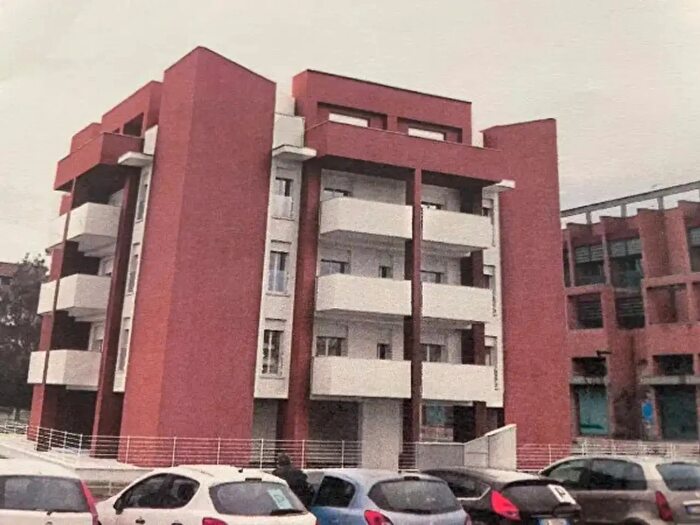 Appartamento con 5 locali in vendita in Via Tito Maccio Plauto, Forli'