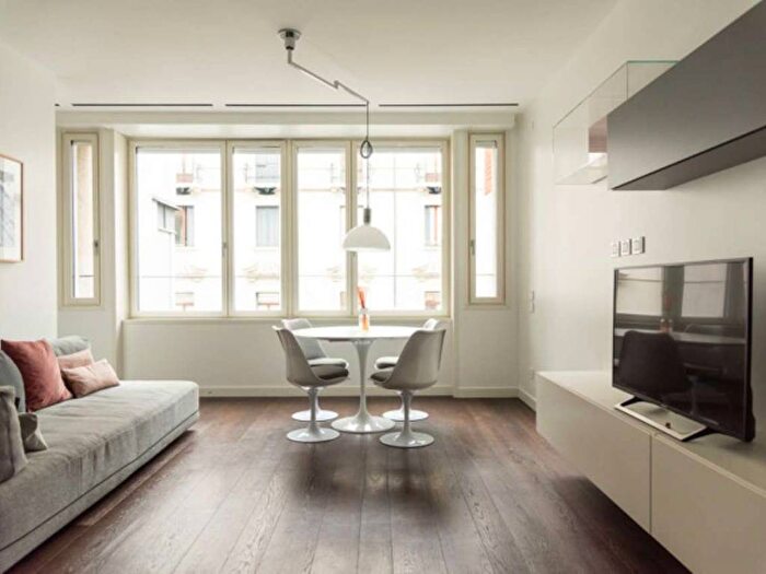 Appartamento trilocale in affitto in via Leopardi, Vincenzo Monti, Milano