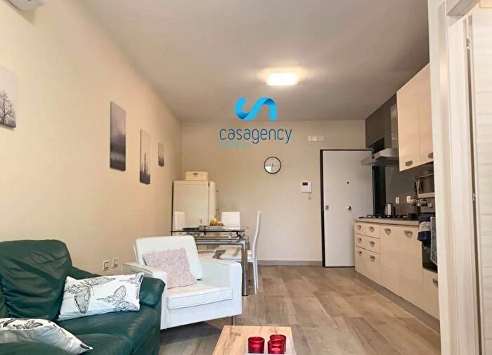 Appartamento trilocale in affitto in Via Roma Caserta, Caserta