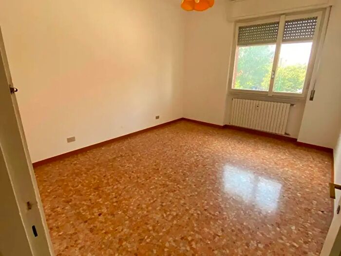 Appartamento trilocale in vendita in Via Trasimeno, Milano