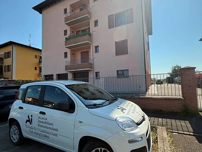 Appartamento bilocale in vendita in Via Martiri delle Foibe, Castelfranco Emilia
