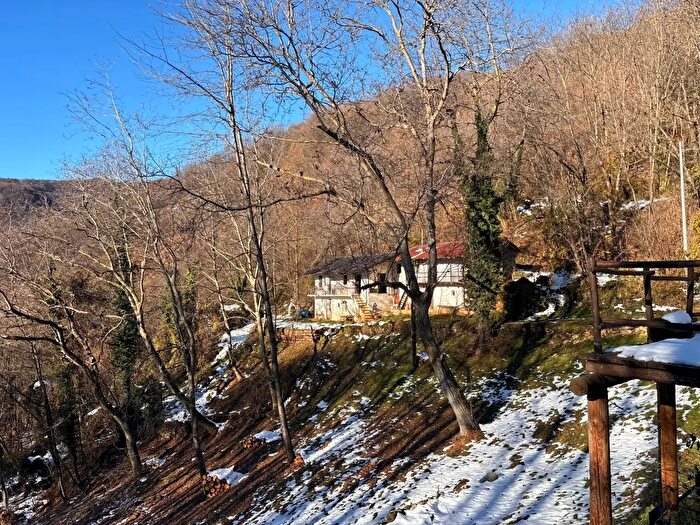 Casa trilocale in vendita in Borgata Benesi, Bernezzo