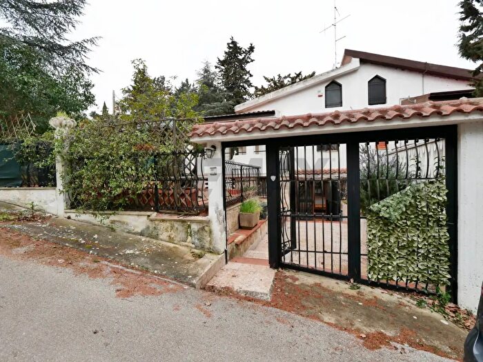 Appartamento trilocale in vendita in Contrada Residence Incoronta, Cassano Delle Murge