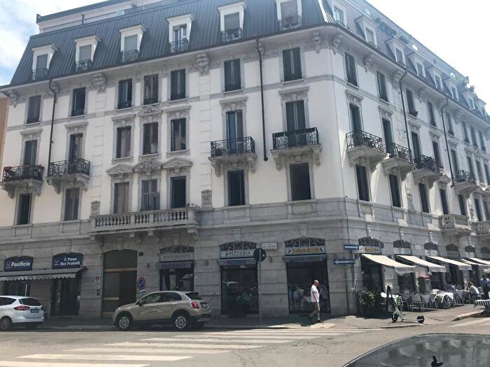 Appartamento monolocale in affitto in Via Ugo Bassi, Isola, Milano