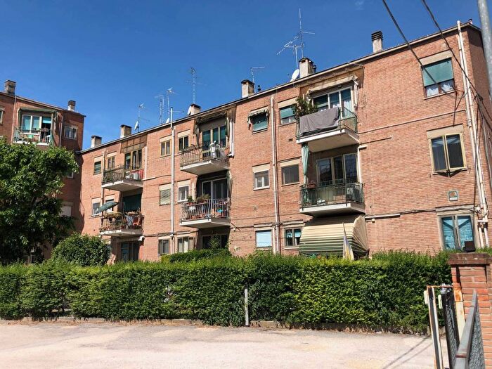 Appartamento quadrilocale in affitto in Via Paolo V, San Paolo, Ferrara