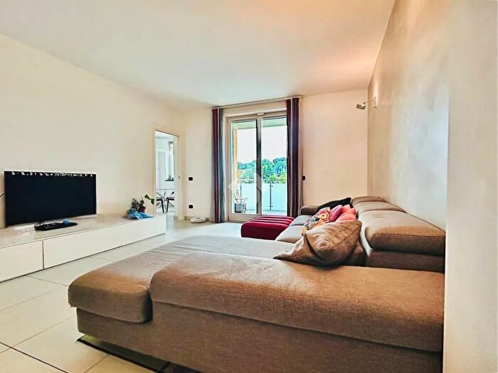 Appartamento con 5 locali in vendita in Via dei Gelsi, Novi Ligure