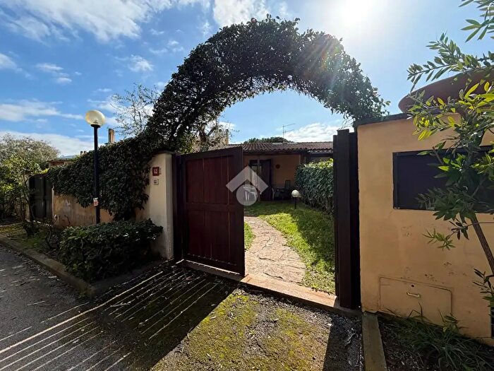 Appartamento trilocale in vendita in Via della Macchia, Montalto Di Castro