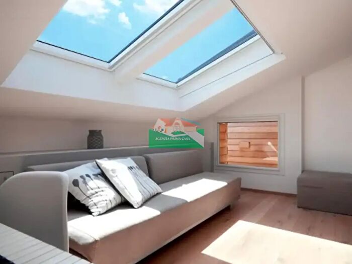 Appartamento trilocale in vendita in Via Pier Traversari, Ravenna