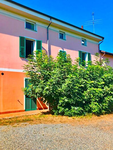 Casa con 20 locali in vendita in Via Alessandria, Casal Cermelli