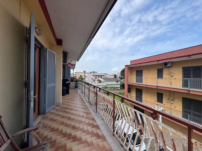 Appartamento quadrilocale in affitto in Via Ettore Palladino, Centro, Casoria
