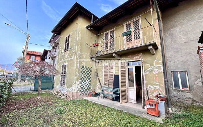 Casa con 6 locali in vendita in Via Rossetti, Borriana