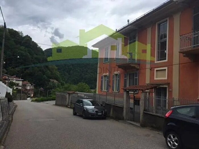 Appartamento con 5 locali in vendita in Via Martiri della Libertà, Pray