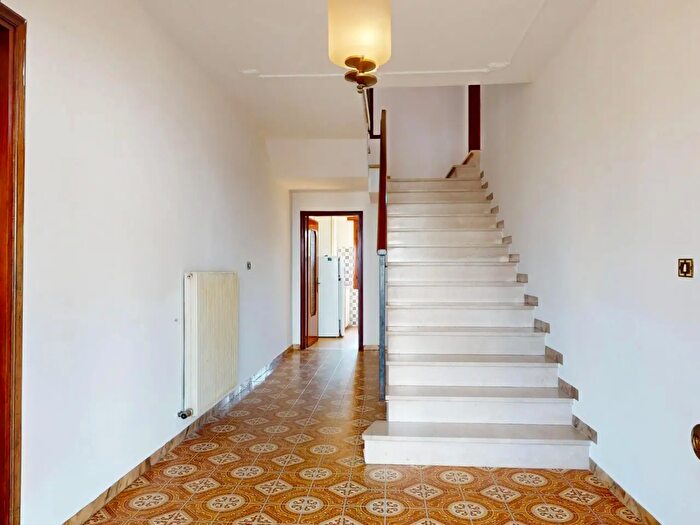 Casa con 9 locali in vendita in Via Dante, Carmignano Di Brenta