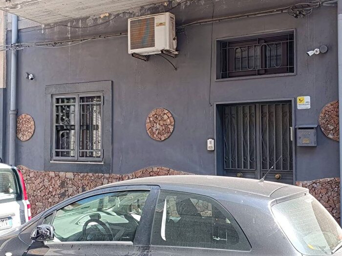 Appartamento quadrilocale in affitto in Via Cordai, Via delle Calcare, Catania