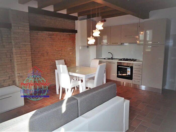 Appartamento bilocale in vendita in Via di Mezzo, Cento