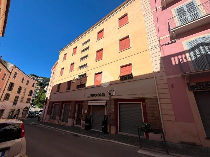 Appartamento quadrilocale in vendita in Via Cavour, Subiaco