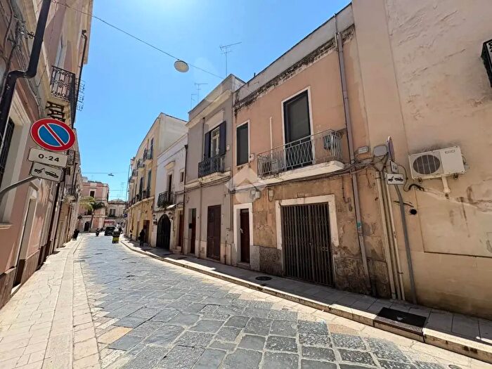 Casa bilocale in affitto in Via San Lorenzo da Brindisi, Brindisi