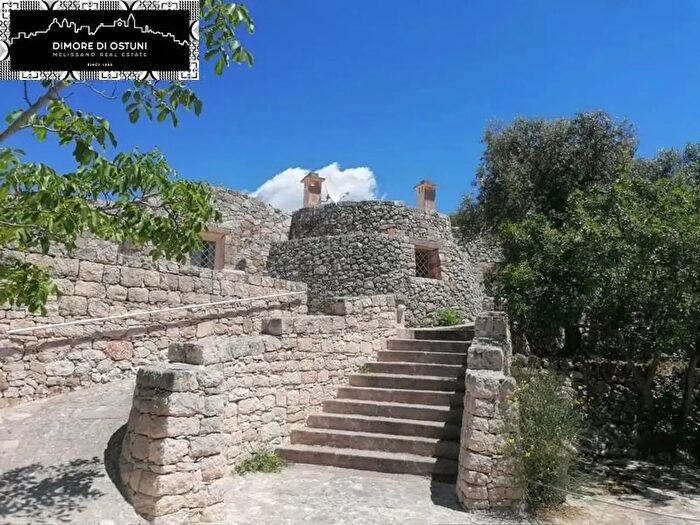Casa trilocale in affitto in Ostuni