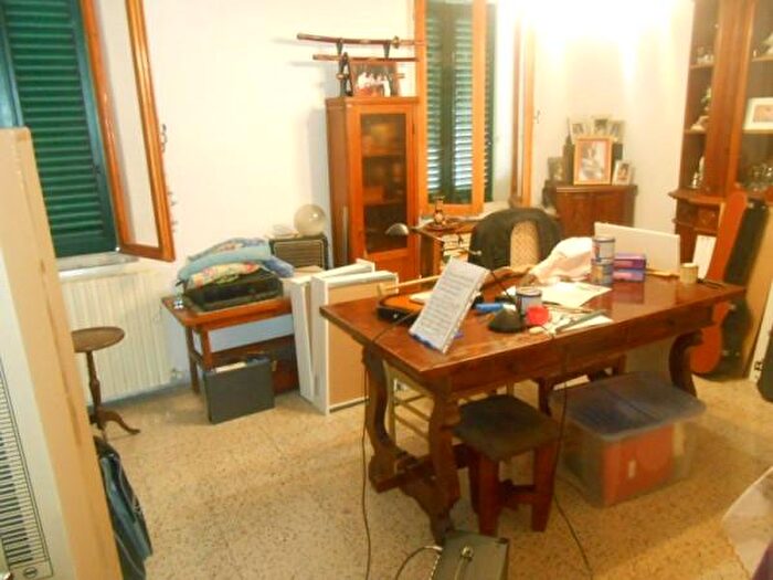 Appartamento con 6 locali in vendita in Via Montegrappa, Jesi