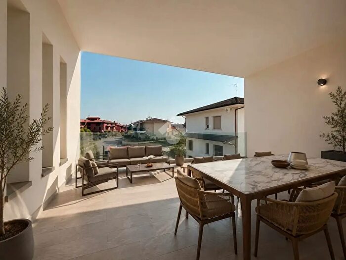 Appartamento quadrilocale in vendita in Via Colombaia, Rodengo Saiano