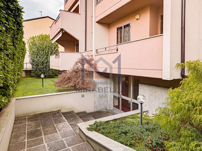 Appartamento quadrilocale in vendita in Via Pitagora, Lissone