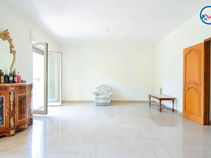 Appartamento con 5 locali in affitto in Generale Vincenzo Streva, Palermo