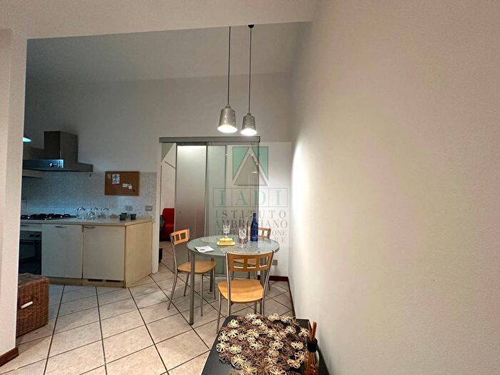 Appartamento monolocale in affitto in Corso Lodi, Lodi Brenta, Milano