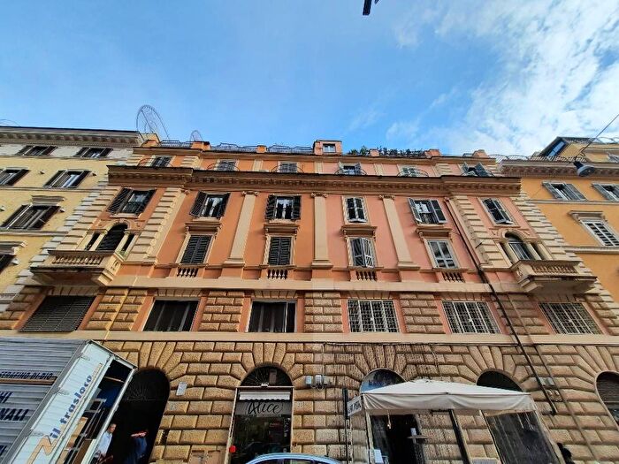 Appartamento trilocale in affitto in Via Marche, Vittorio Veneto, Roma