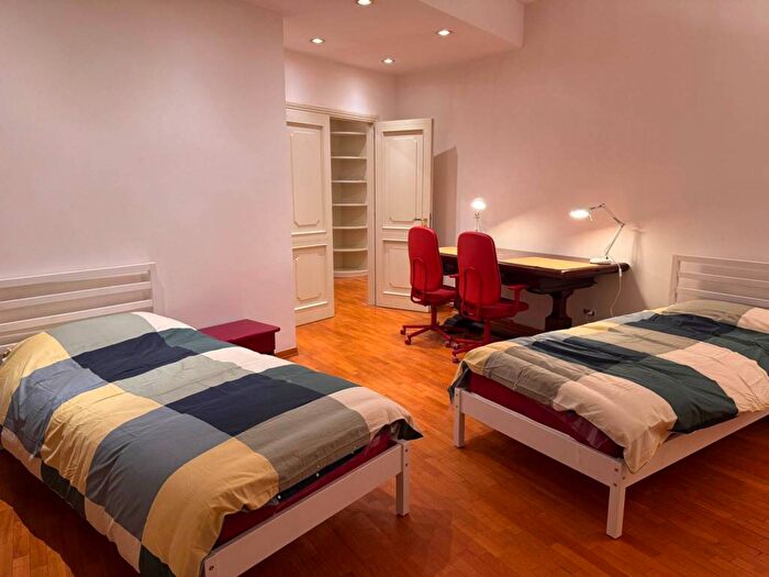 Appartamento trilocale in affitto in Via del Pratello, San Felice, Bologna