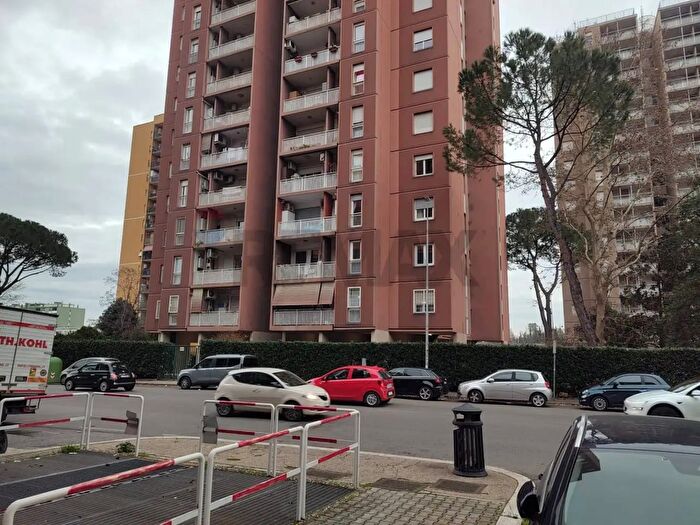 Appartamento bilocale in vendita in Via Igino Giordani, Roma