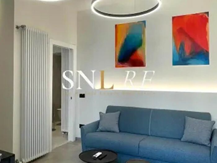 Appartamento trilocale in affitto in Piazza dei Pitti, Firenze