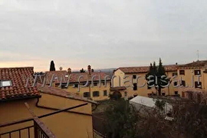 Casa con 11 locali in vendita in Via Roma, San Pietro In Cariano