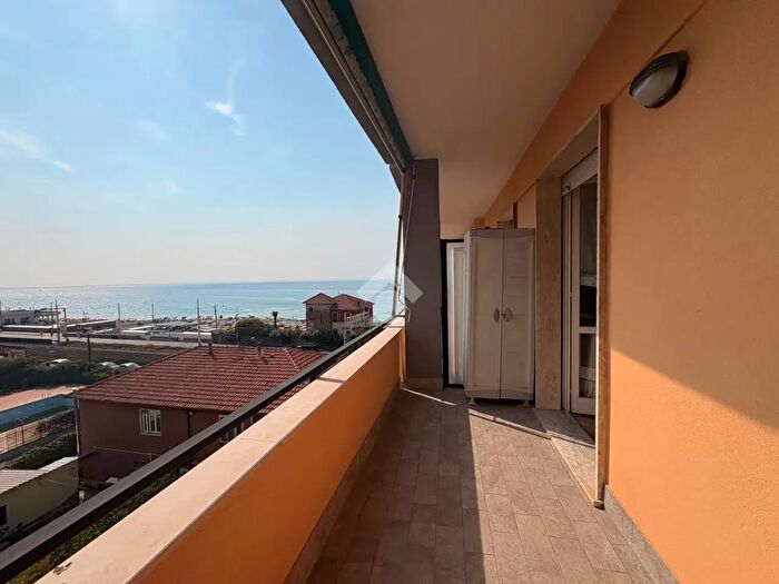 Appartamento monolocale in vendita in Via dei Fiori, Borgio Verezzi