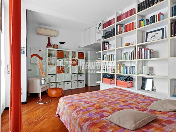 Appartamento monolocale in vendita in Viale Carlo Troya, Milano