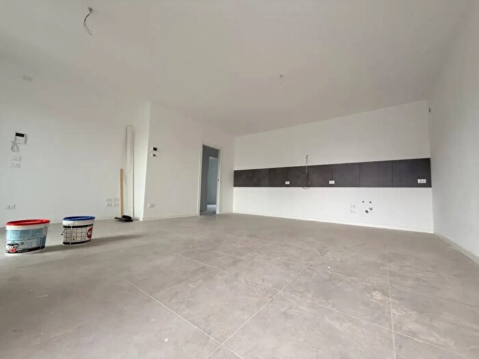 Appartamento trilocale in vendita in Piazza Novembre, Povegliano Veronese