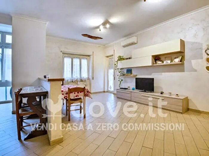 Appartamento trilocale in vendita in Via di Torrevecchia, Roma