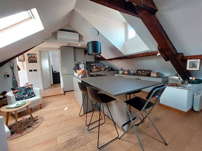 Appartamento trilocale in affitto in Via Arnolfo di Cambio, Paolo Sarpi, Milano