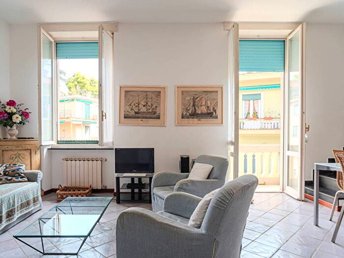 Appartamento quadrilocale in affitto in Corso Elia Rainusso, Centro, Santa Margherita Ligure