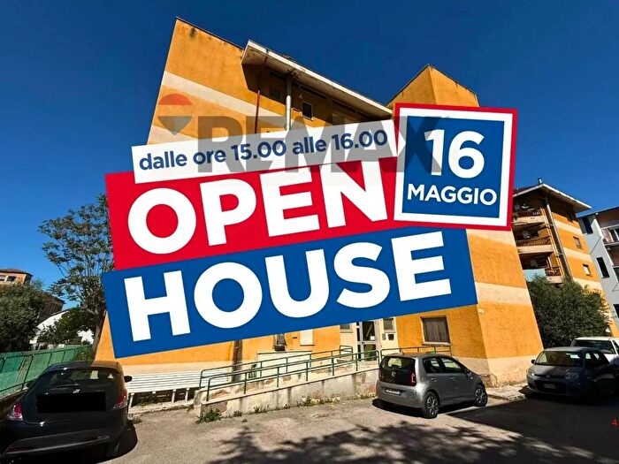 Appartamento quadrilocale in vendita in Via Atri, Chieti