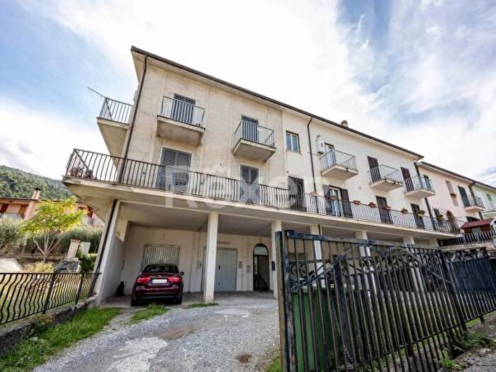 Appartamento in vendita in Via Fedele Lo Tufo, Morano Calabro