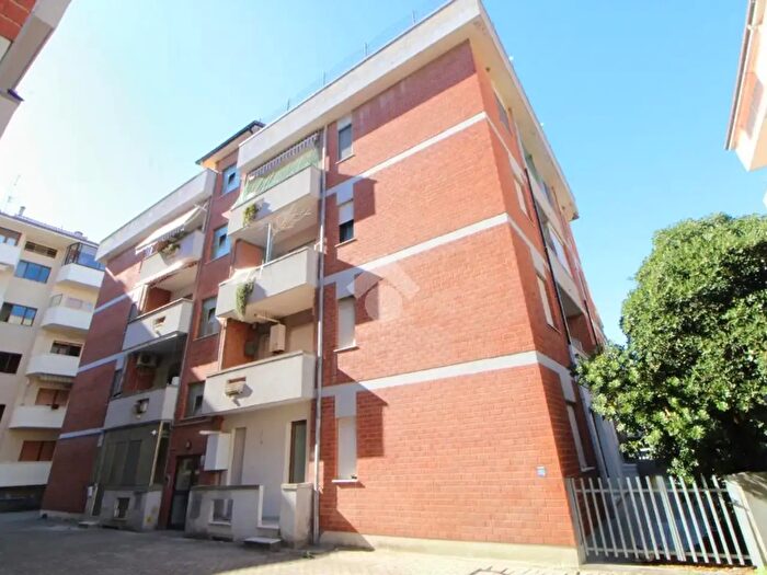 Appartamento quadrilocale in vendita in Viale Alcione, Francavilla Al Mare