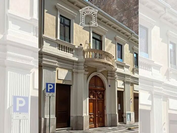 Appartamento bilocale in vendita in Via San Francesco, Trieste