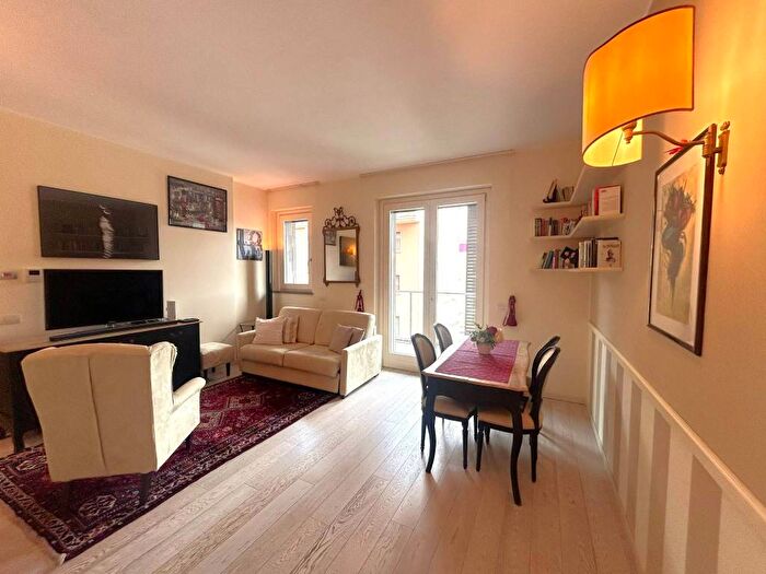 Appartamento bilocale in affitto in Via California, Dezza, Milano