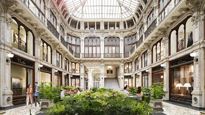 Appartamento con 8 locali in vendita in Via Carlo Alberto, Torino