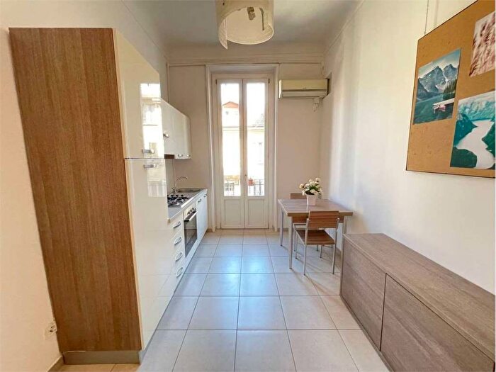 Appartamento bilocale in affitto in Giovanni Battista Morgagni, Morgagni, Milano