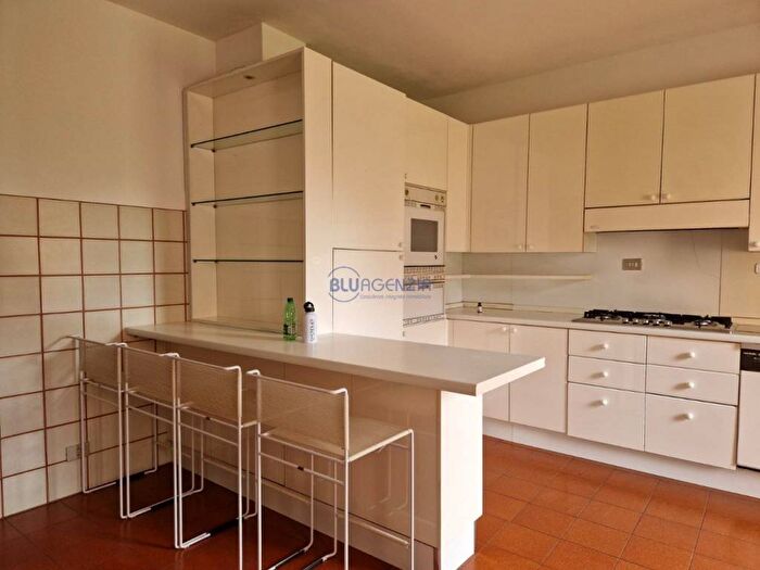 Appartamento trilocale in affitto in VIA BACCHIGLIONE, Centro, Thiene
