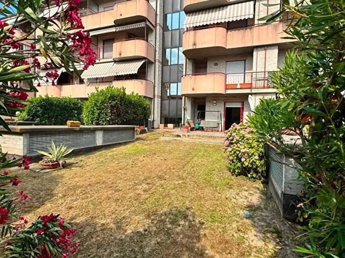 Appartamento bilocale in vendita in Strada di San Mauro, Torino